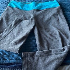Nike capris, stretch pants women’s size medium
